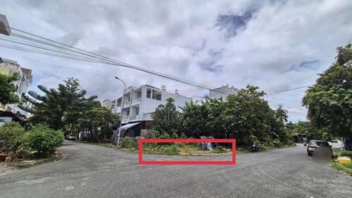 Bán nền gốc 2 mặt tiền đường số 12 và số 2 Nam Long 1 dt 144m2- giá 7.8 tỷ