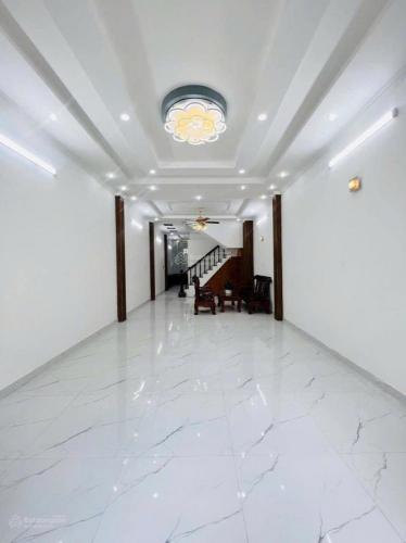 Bán nhà 1 trệt 2 lầu, hẻm 85 Huỳnh Thúc Kháng (chợ An Nghiệp)