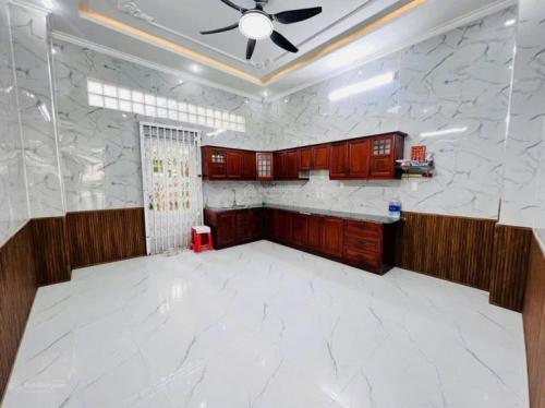 Bán nhà 1 trệt 2 lầu, hẻm 85 Huỳnh Thúc Kháng (chợ An Nghiệp)