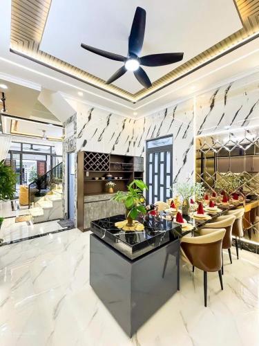 Bán nhà riêng đường Trần Văn Ơn, 200m2, 8 tỷ 5