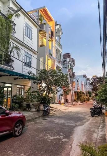 Bán nhà riêng đường Trần Văn Ơn, 200m2, 8 tỷ 5